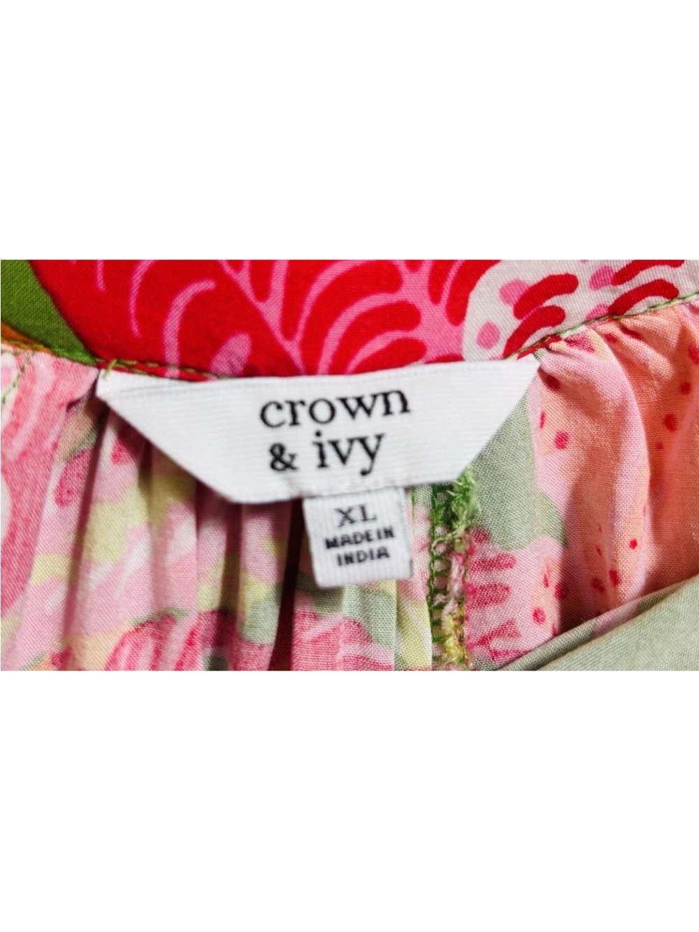 Crown & Ivy Women's Tropical Crochet Trim Tunic Top Green Pink Size XL Vacation - Picture 4 of 9